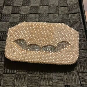 A beaded Pearl Miranda 1930’s Ladies evening bag very clean (in new condition)